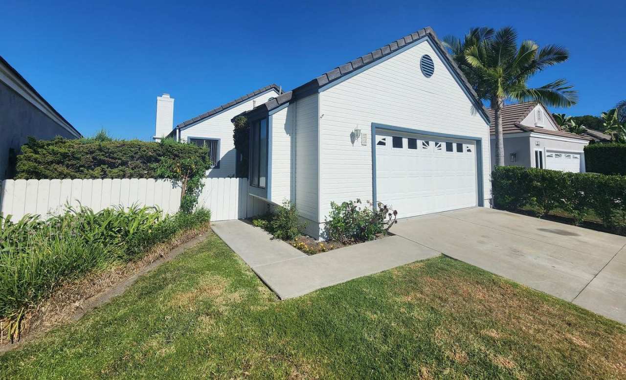 Sunset View! 3 Bedroom 2 Bath Home,