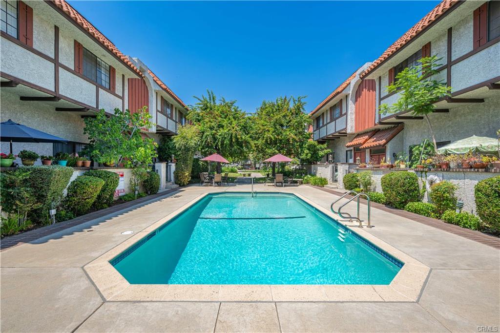 2450 Del Mar Boulevard