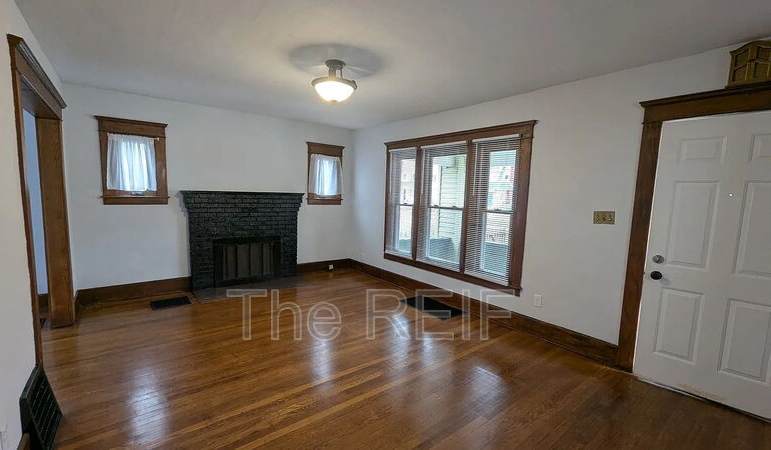 1317 West Shiawassee Street