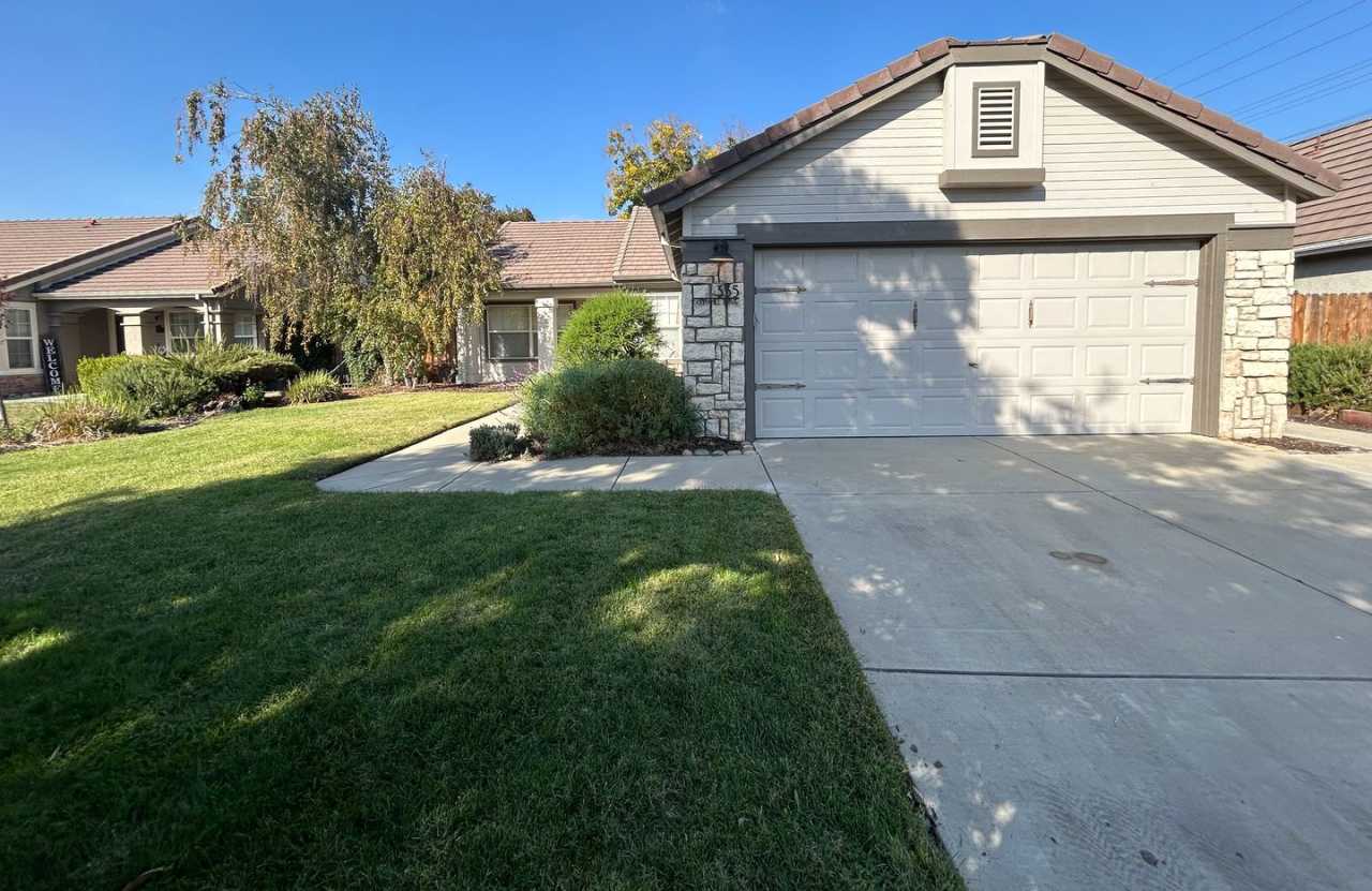Nice home in Turlock