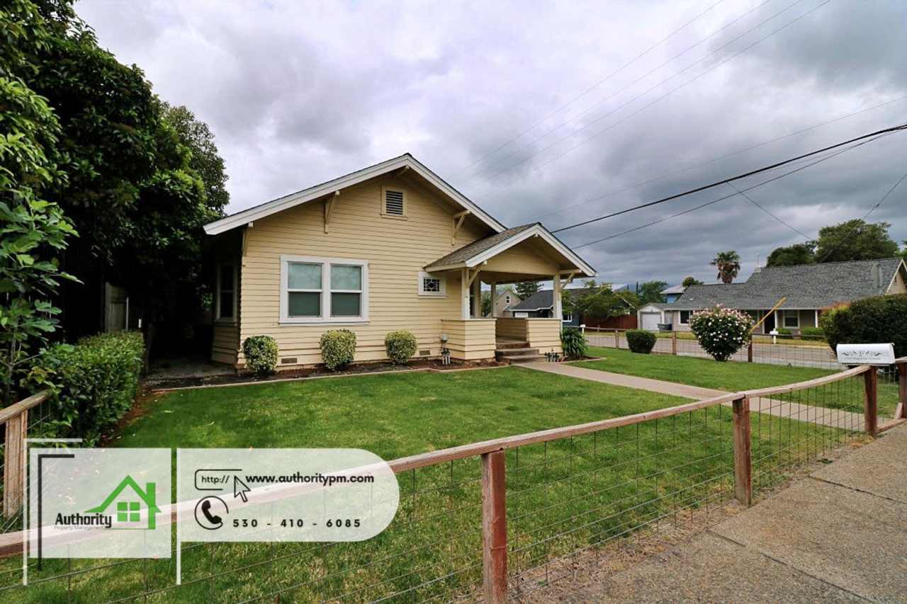 1504 Magnolia St. Next to Orange St Park. Downtown Redding.