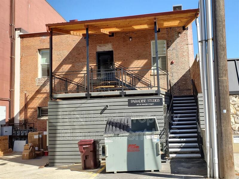 260 SE Paradise Street