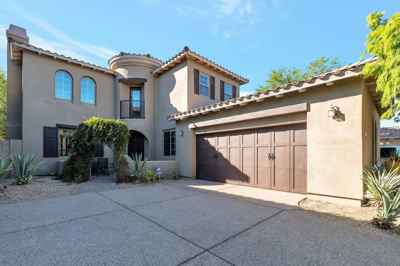 Highly Upgraded SPACIOUS home in desirable Aviano in Desert Ridge!