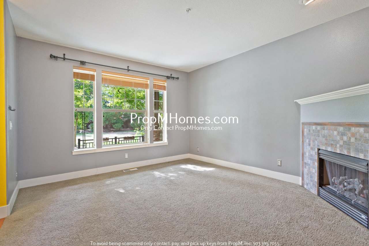 Cozy Two Bedroom Townhome in the Heart of Villebois!