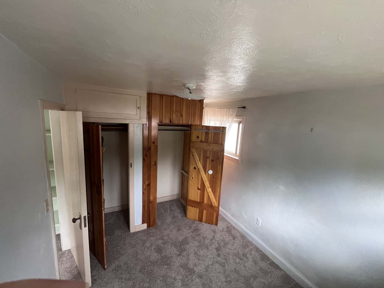 1824 E San Rafael St