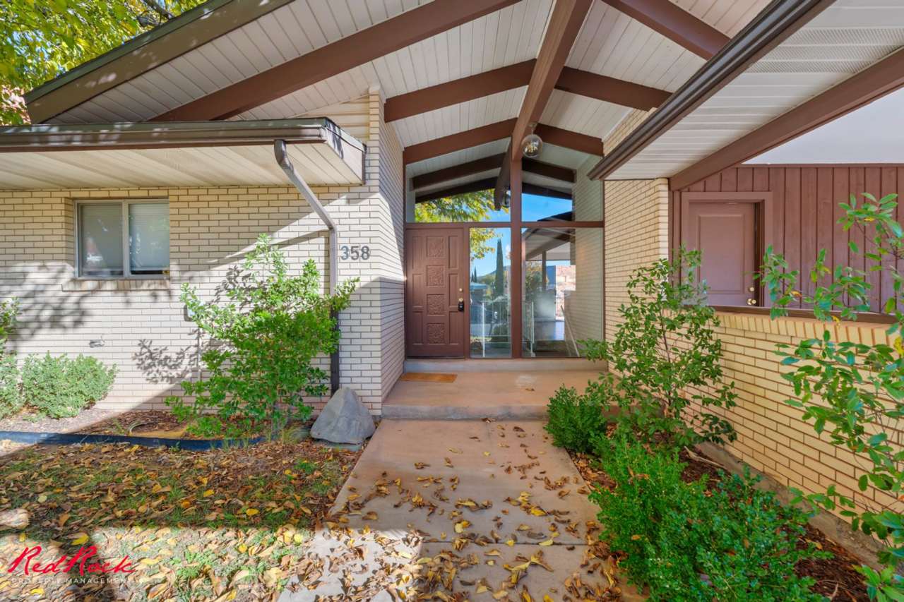 Updated 4 Bedroom Home in the Heart of St. George!