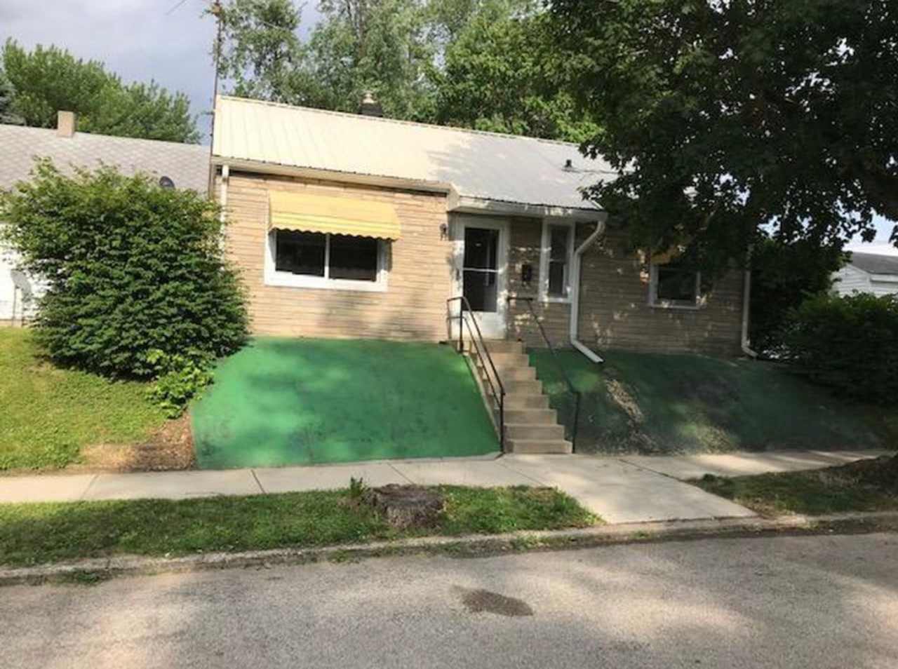 HOUSE...3 Bed 1 Bath