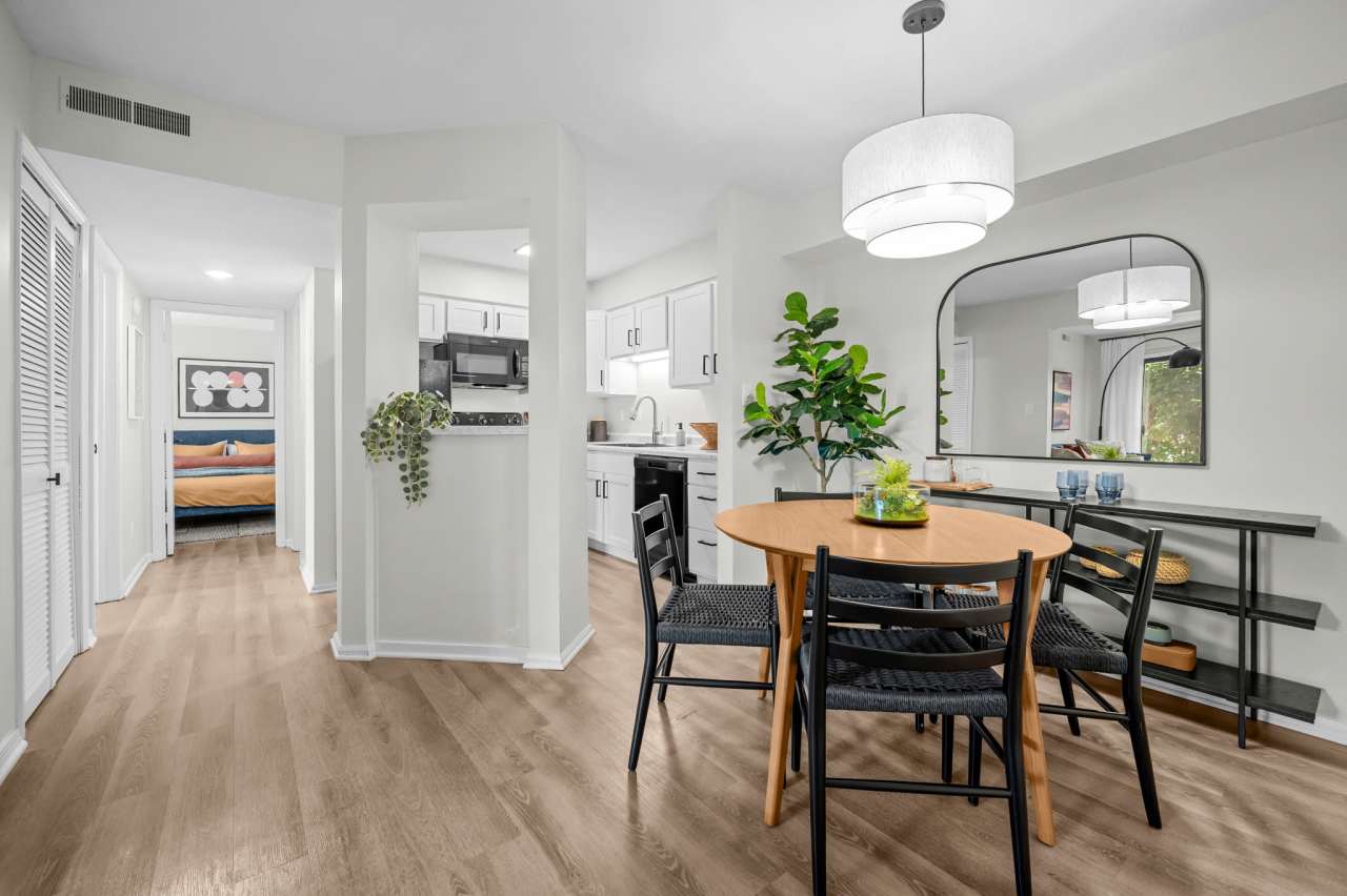 Port Crossing Apartments