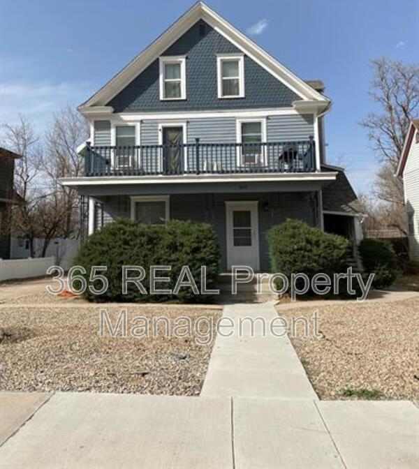 1431 11 Street, Unit 1/2