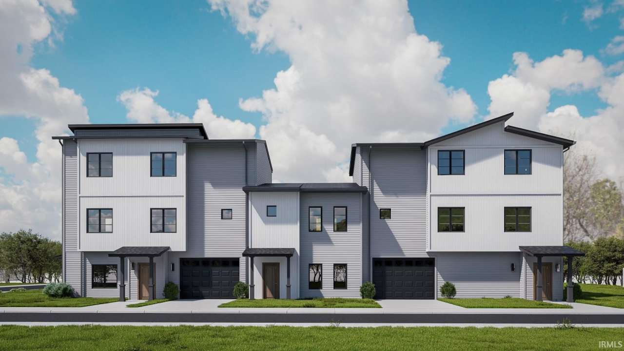 371 W Country Club Drive