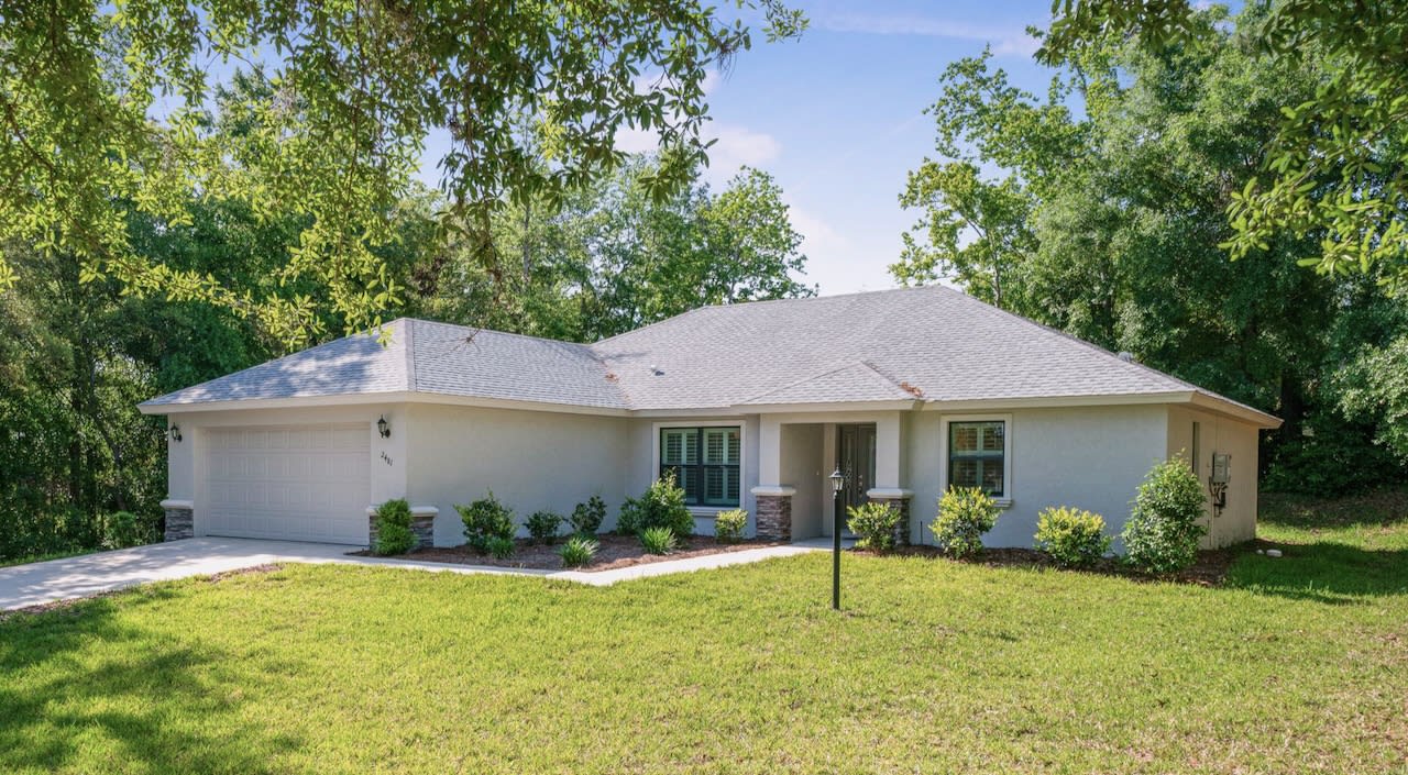 2481 N Brentwood Cir