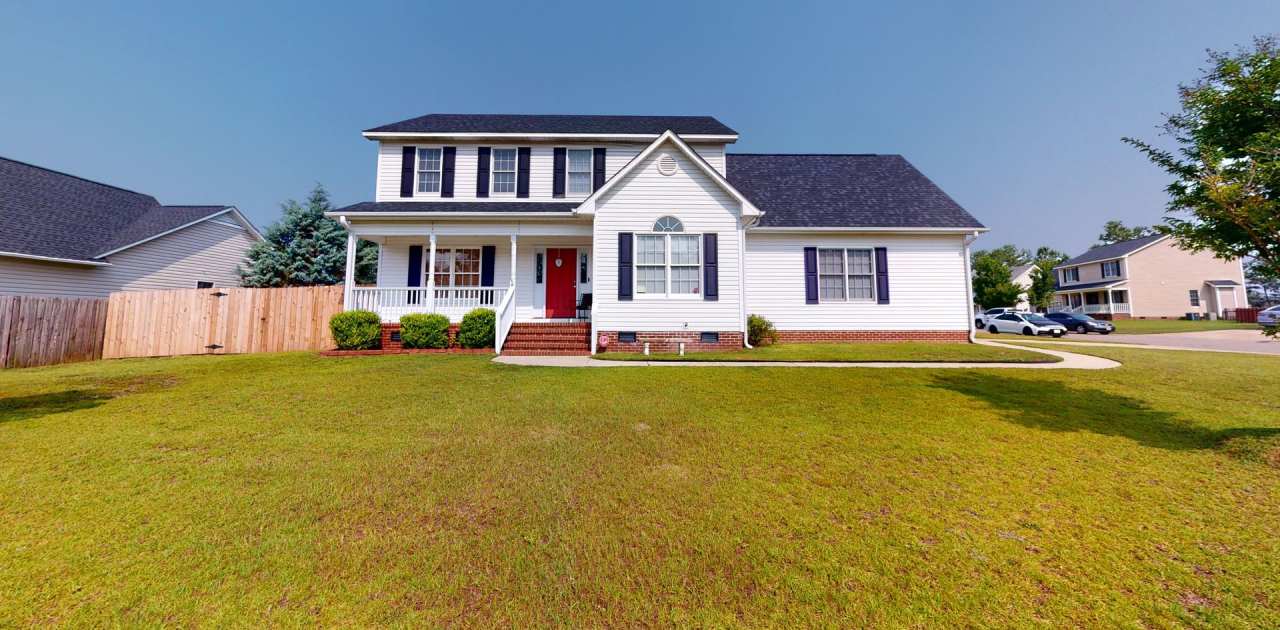 4 Bedrooms in Sought After Neighborhood  Jack Britt Schools!