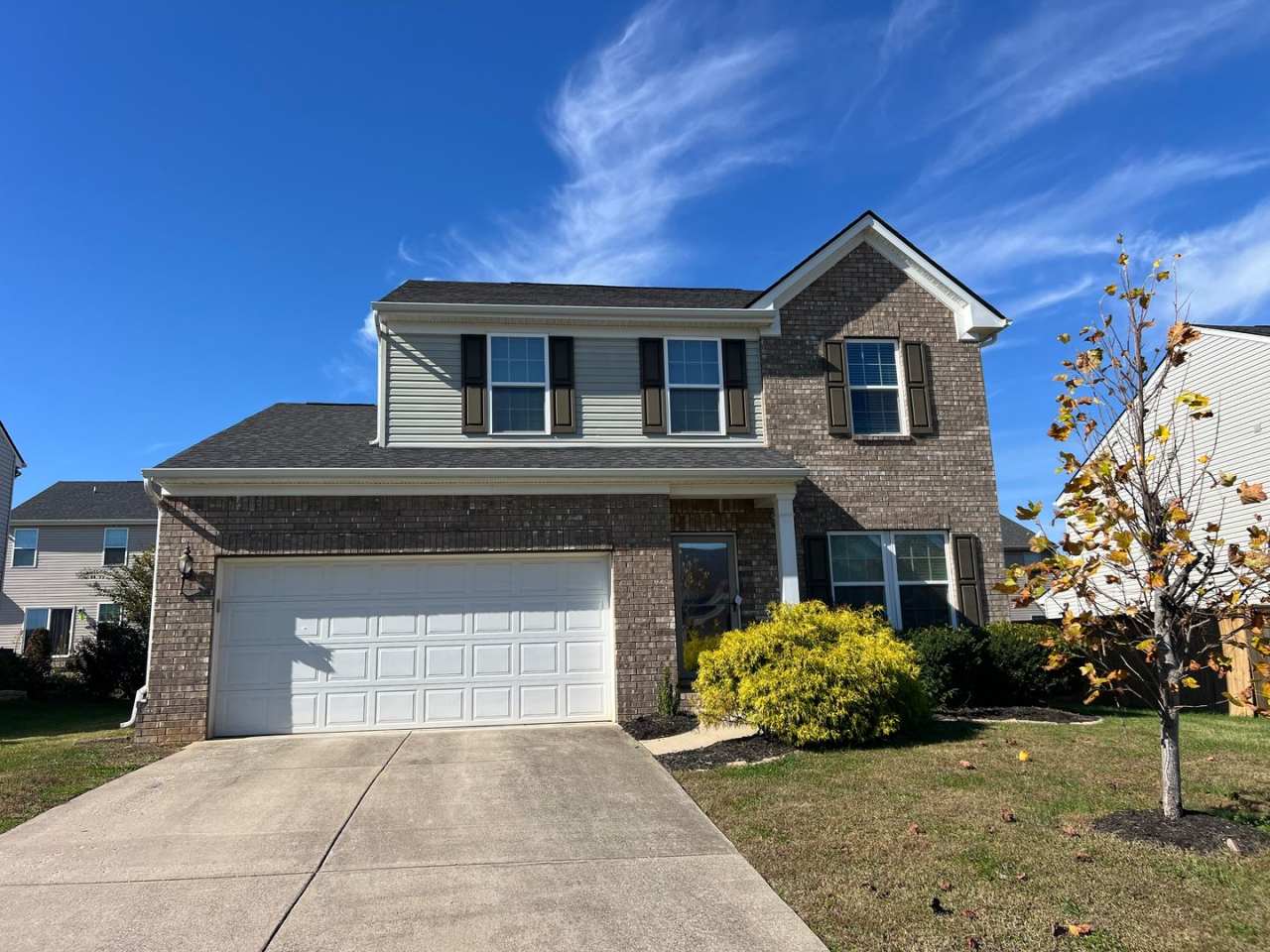 **Move-in Special: Half Off First Month's Rent!**Beautiful and Spacious 3 BR 2.5 Bath home in Murfreesboro