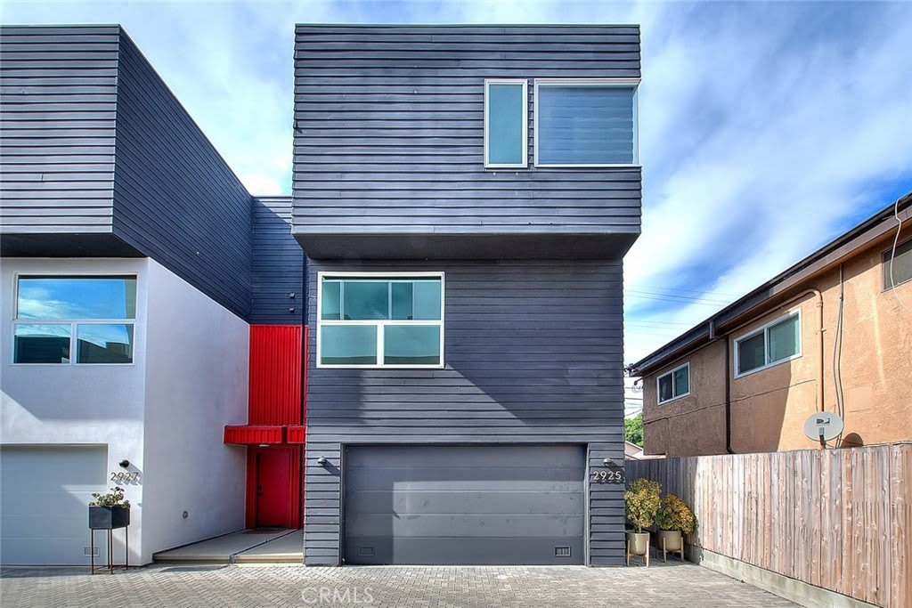 2925 S Cloverdale Avenue