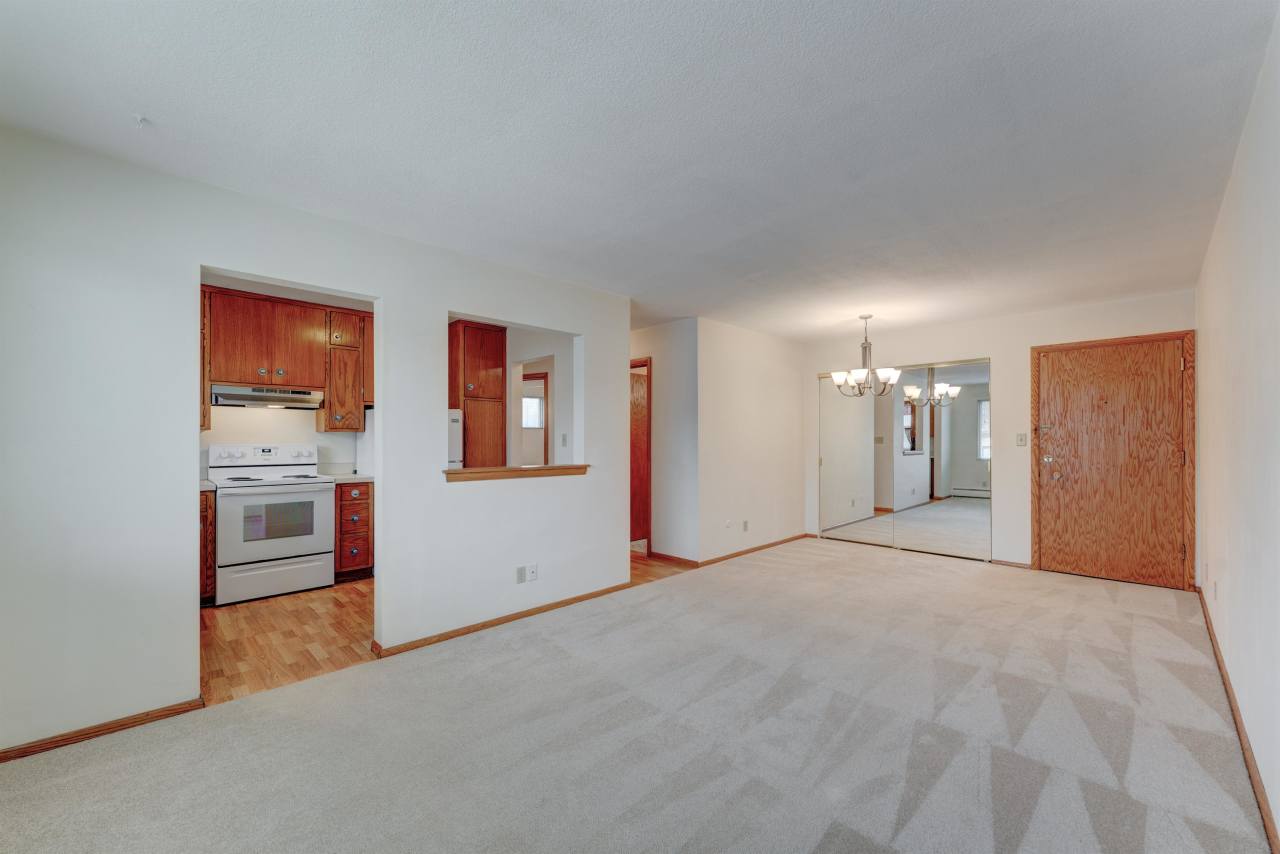 1344 Saint Paul AvenueApt 3
