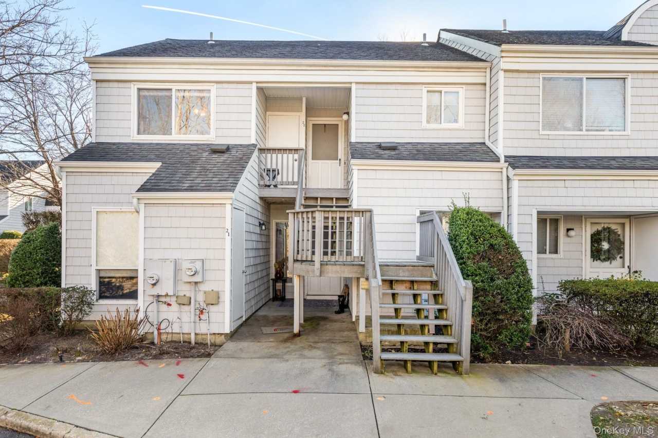 220 Montauk Highway unit: 22