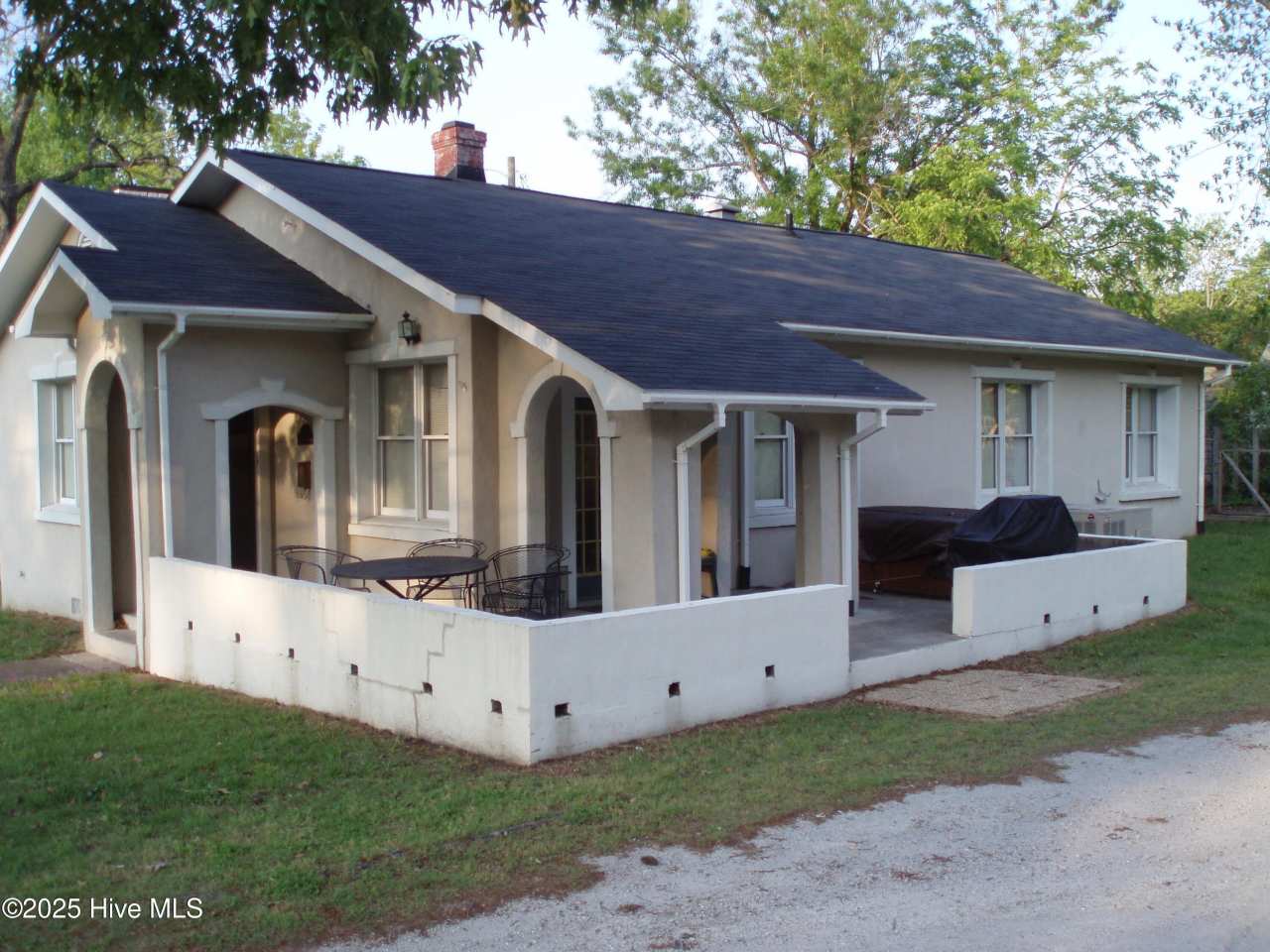 301 S Eastern Street