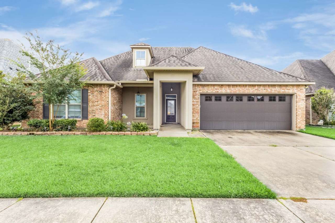 RENTAL HOME IN YOUNGSVILLE!