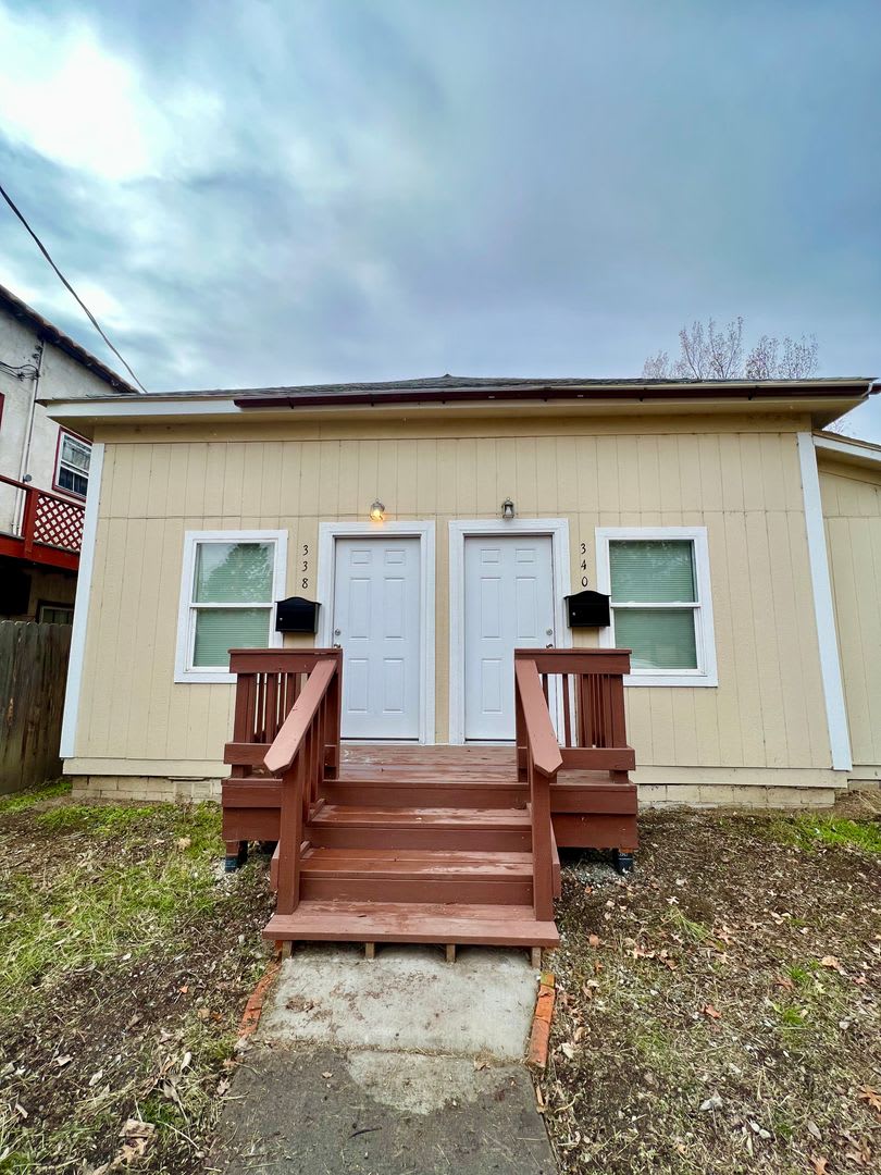 Beautiful 1 Bedroom 1 Bath