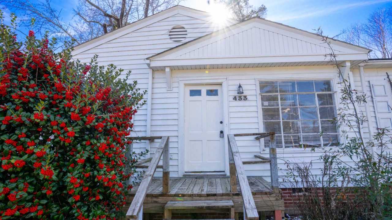 433 Lawrence Road-NEW