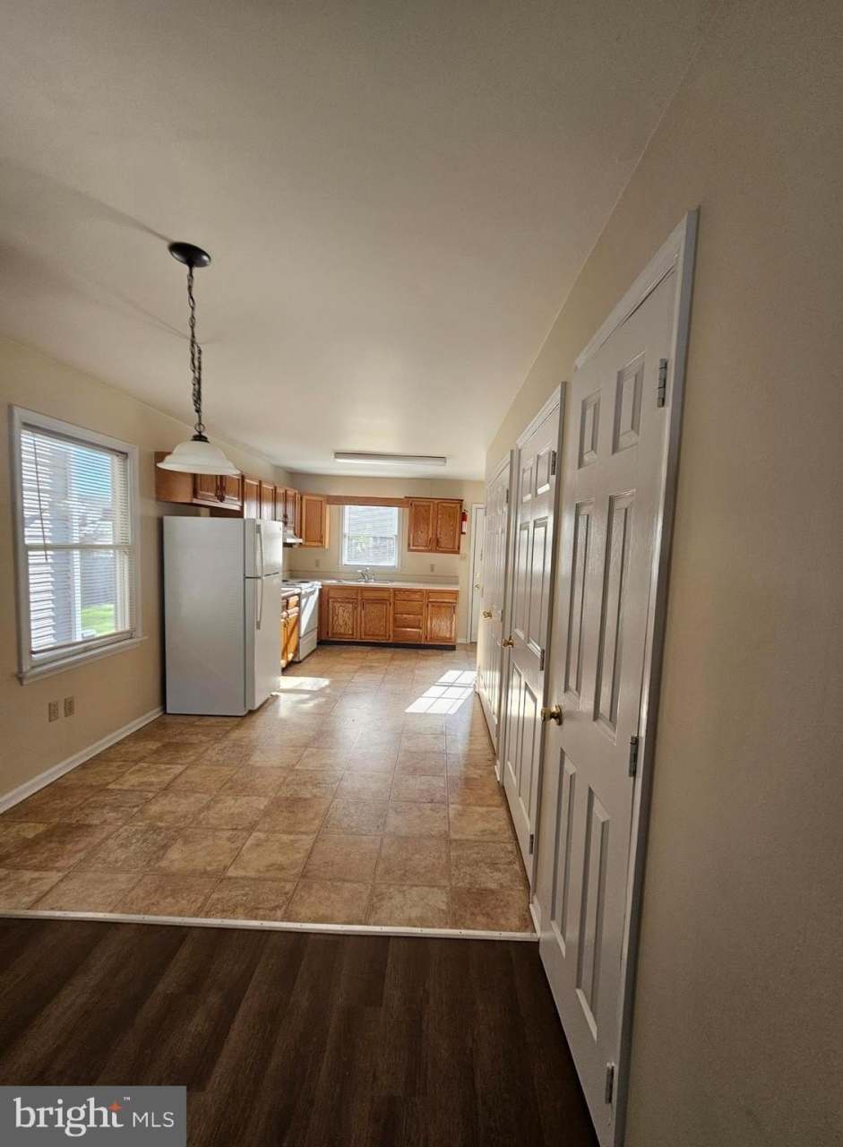 45 MT. VERNON STREET W