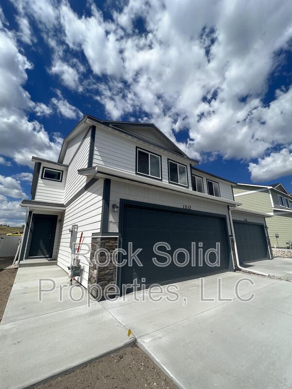 1512 Danny Place - 1