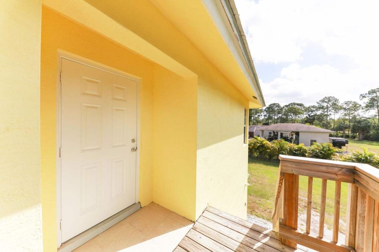 13342 N 87th Street N