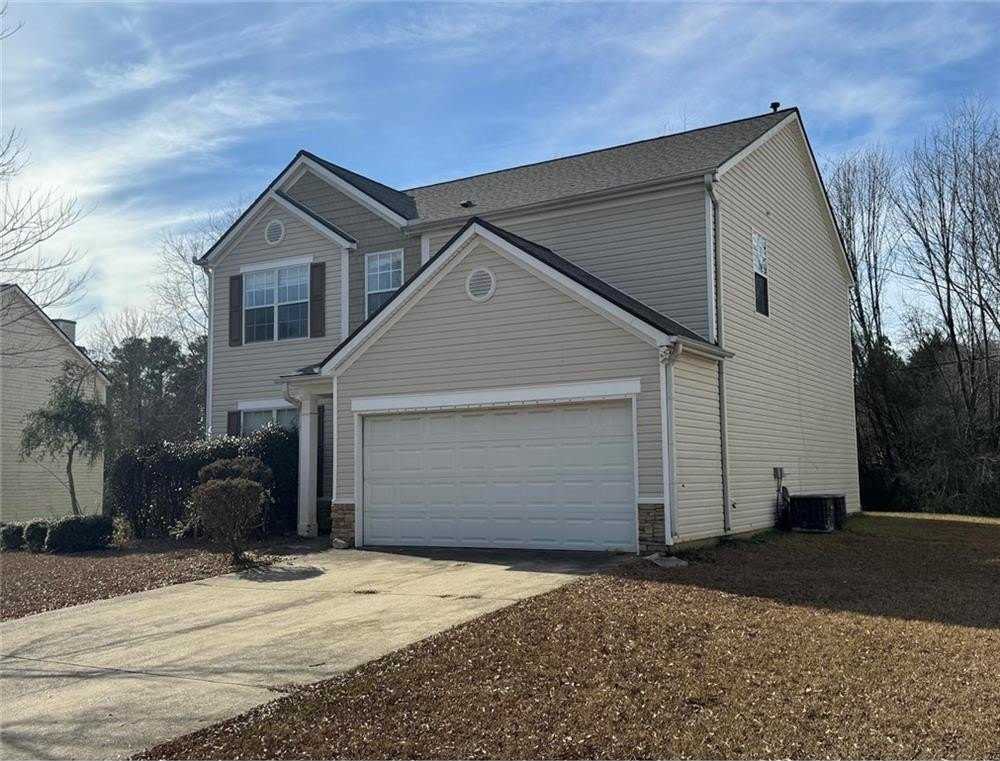 1048 Willowcrest Landing