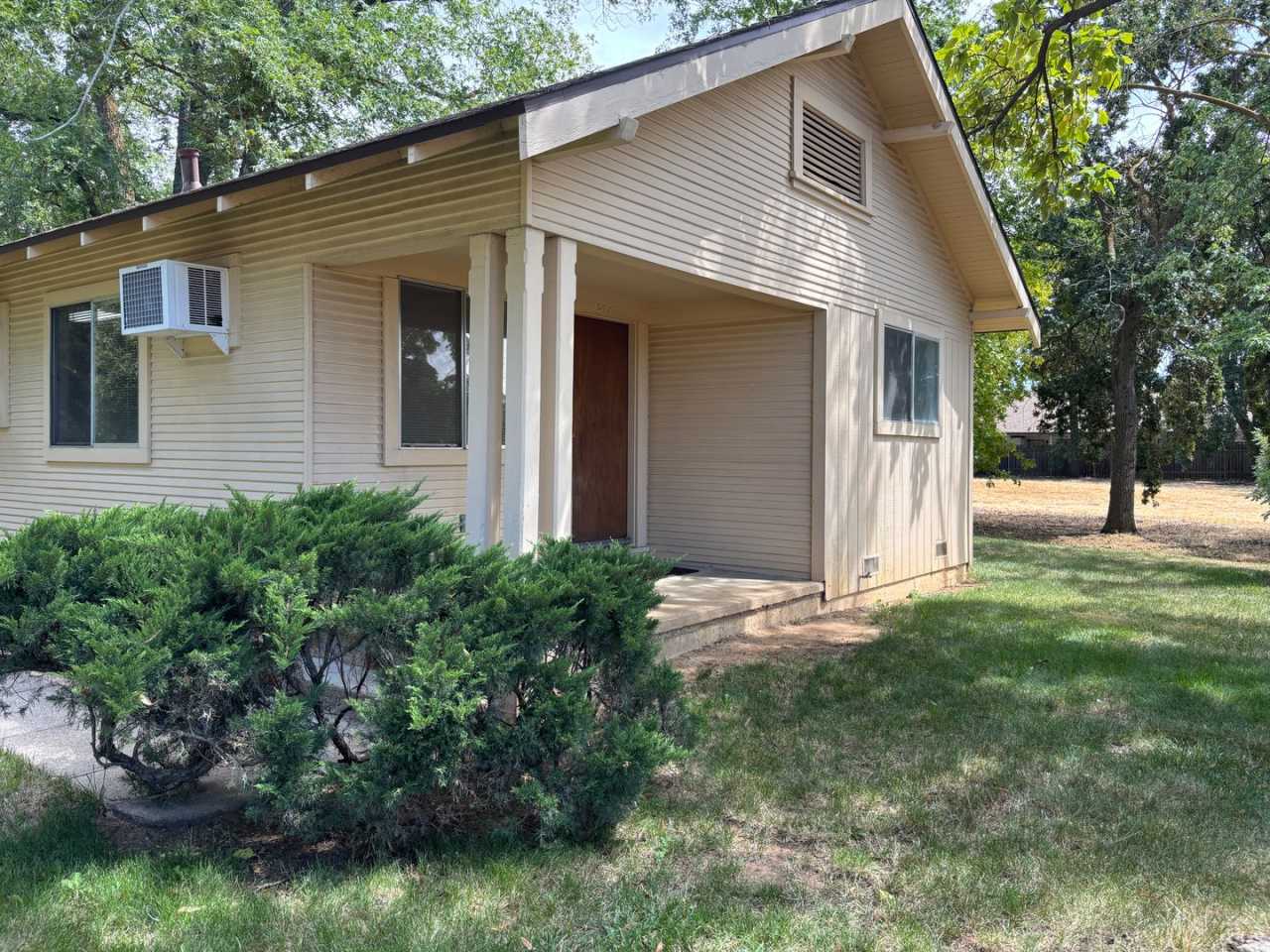 Country Environment in Town