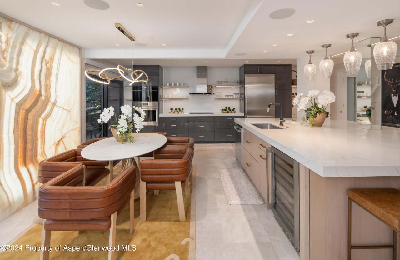 617 E Cooper Avenue unit: 110