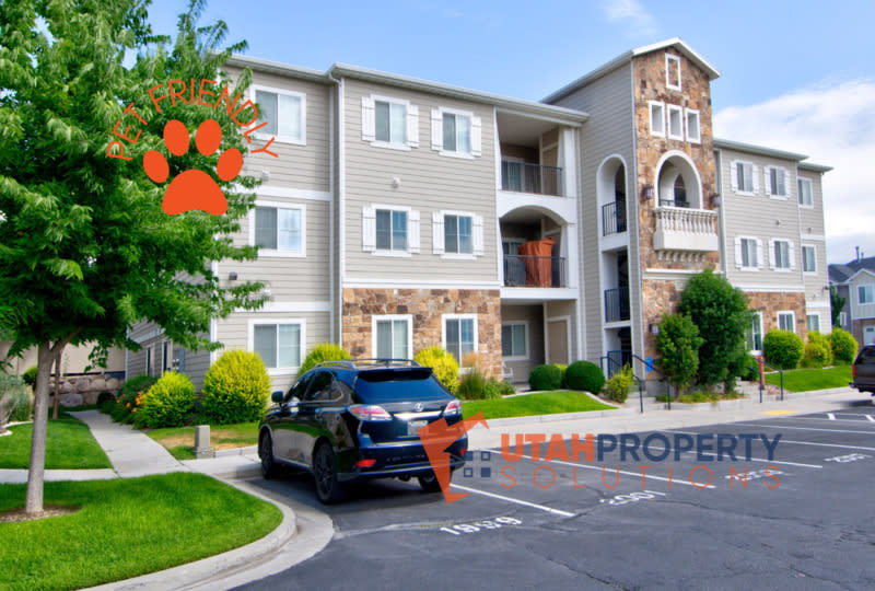 1807 North Crest Road