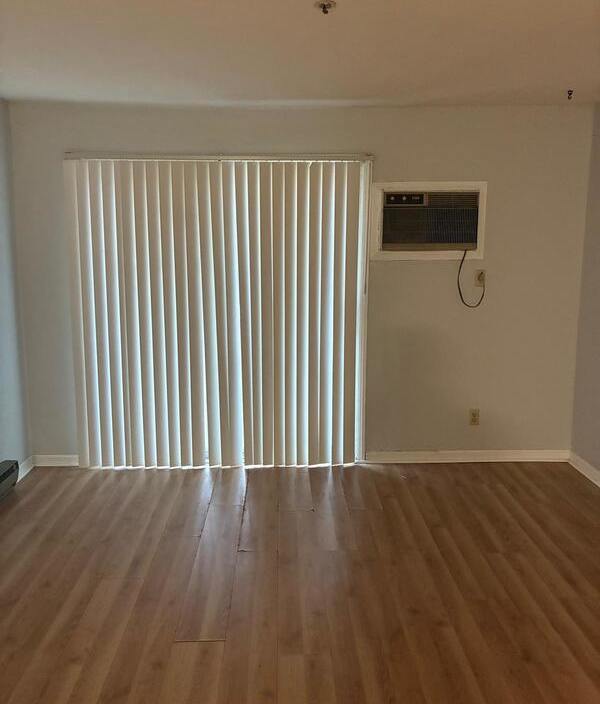 3050 Jacqueline Drive #8 - 8