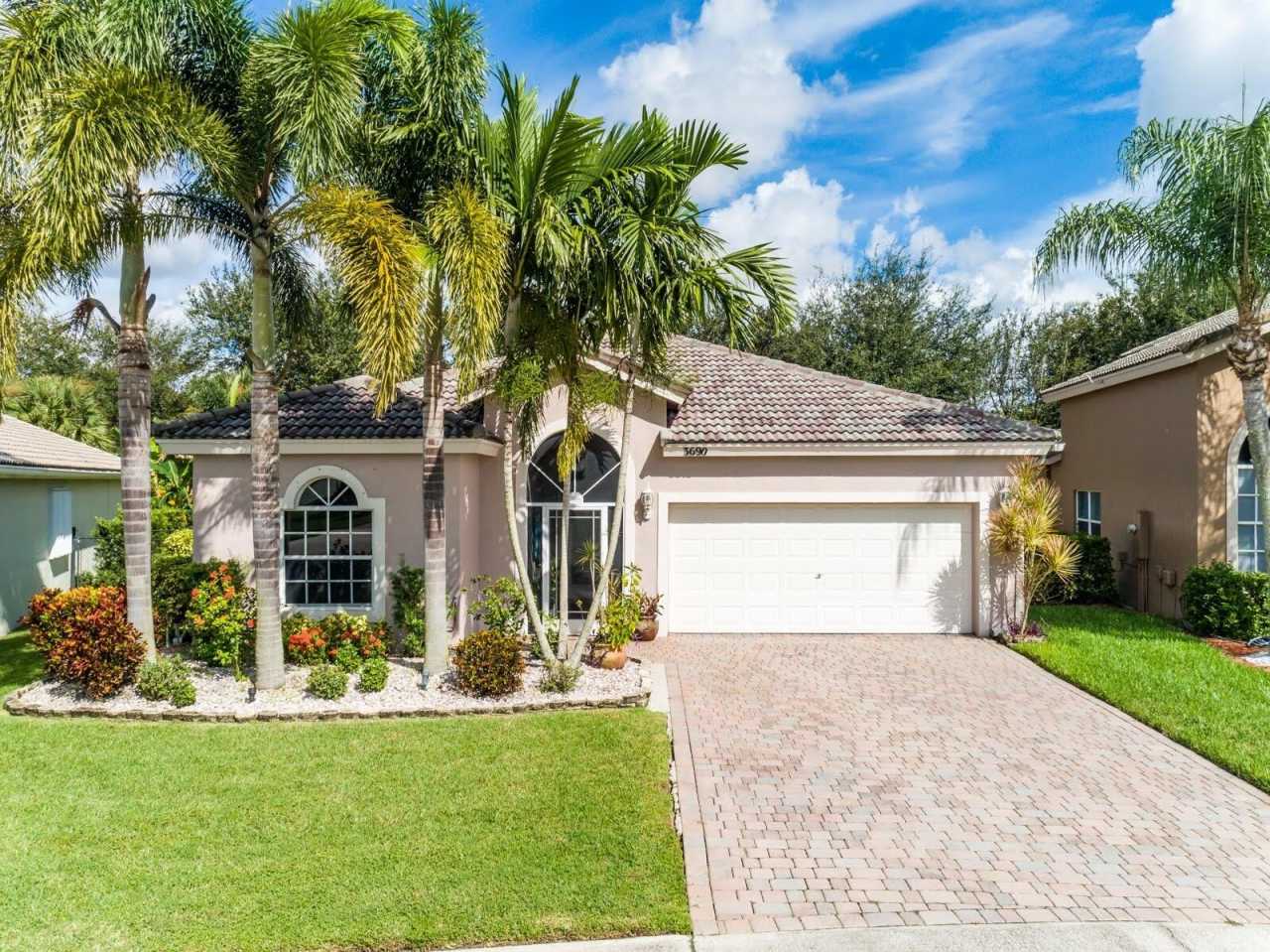 3690 Old Lighthouse Circle