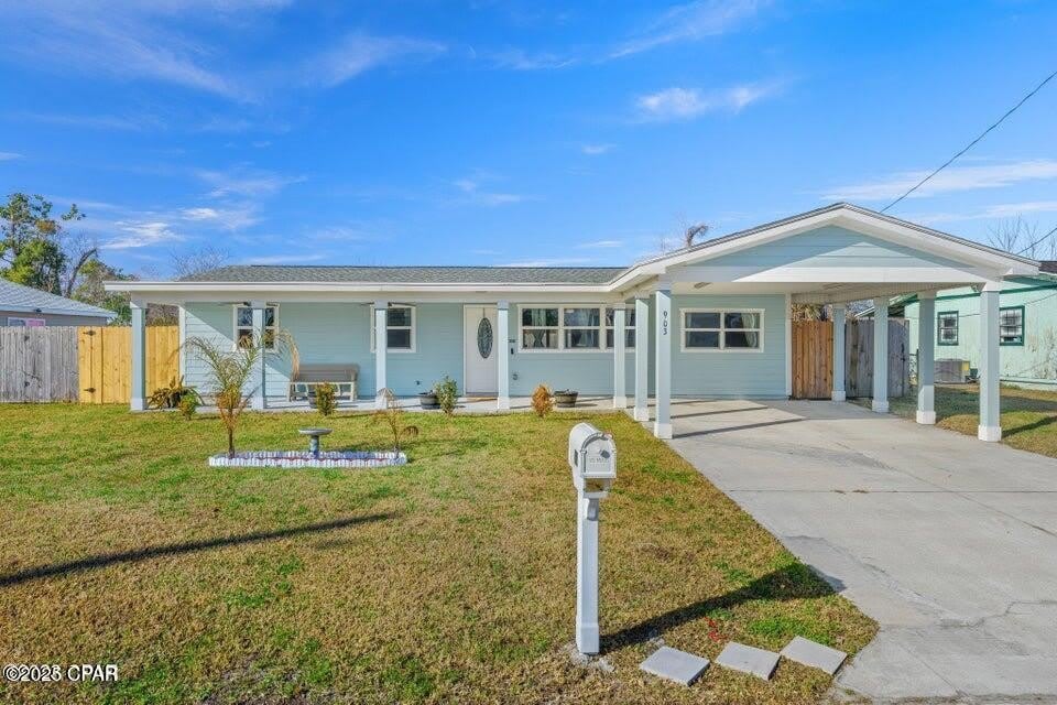 903 Huntington Drive