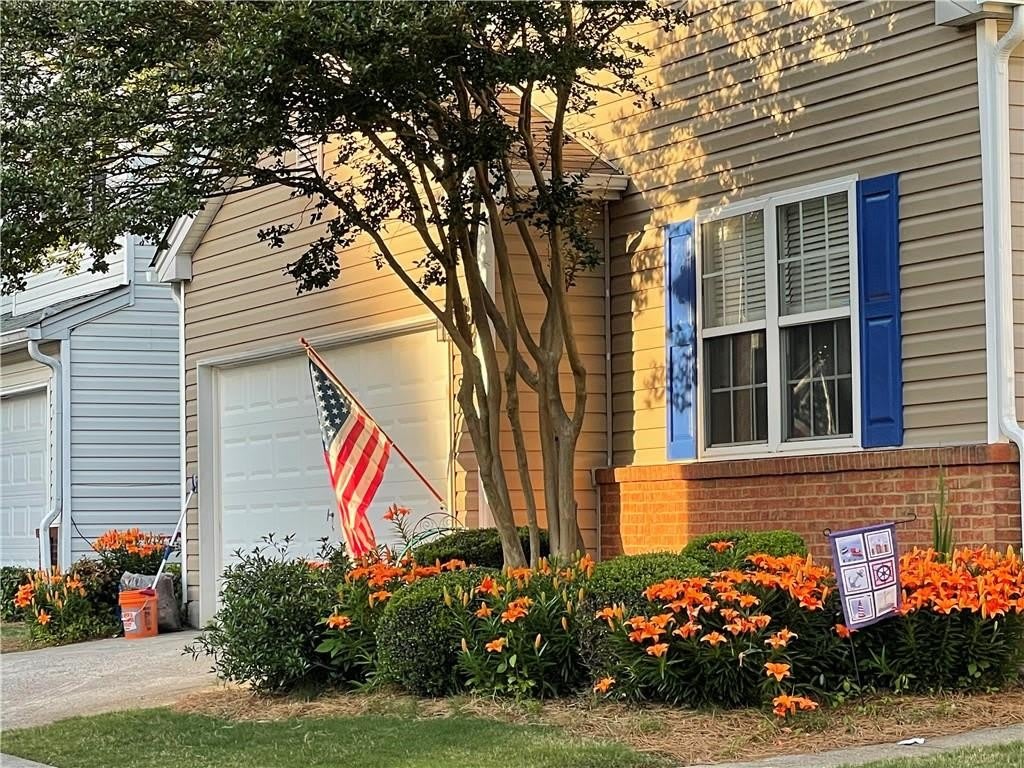 968 Windcroft Circle NW