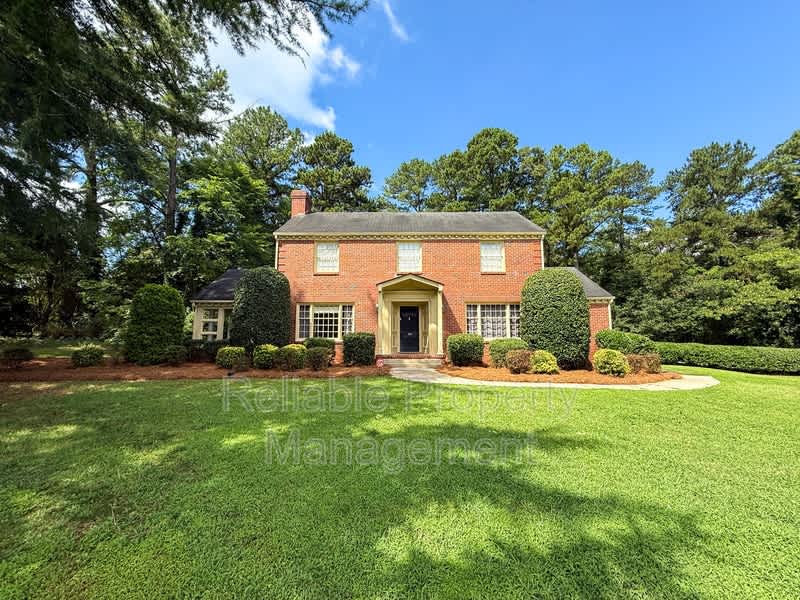 106 Donald Ross Drive