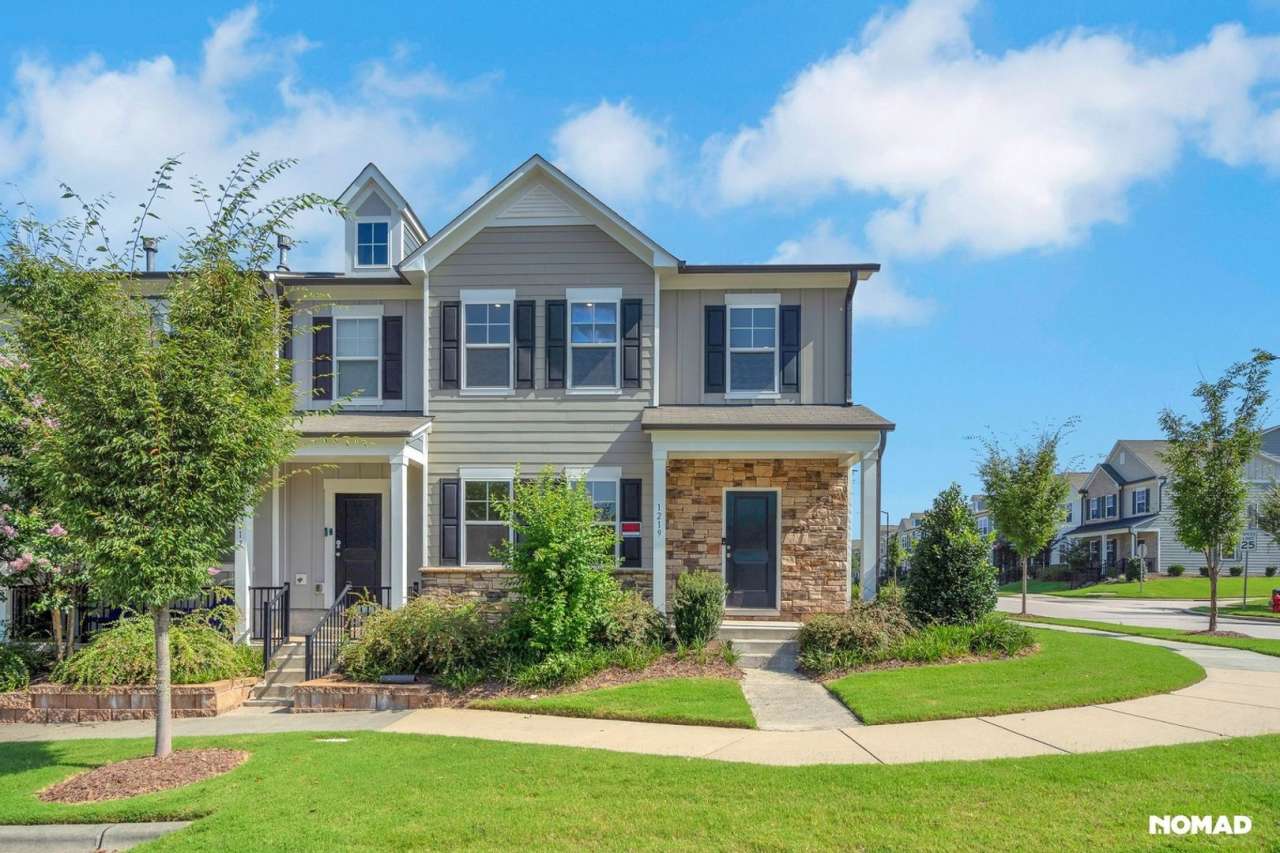 Quick Move-In Special – Spacious 3BR Townhome in Durham!