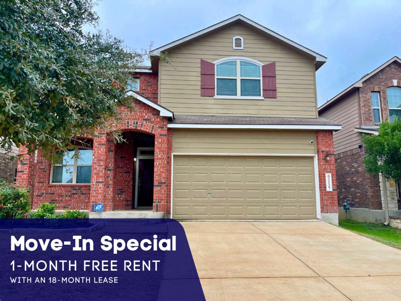 Move-In Special. 1 Month Free at 2127 Muuga Manor