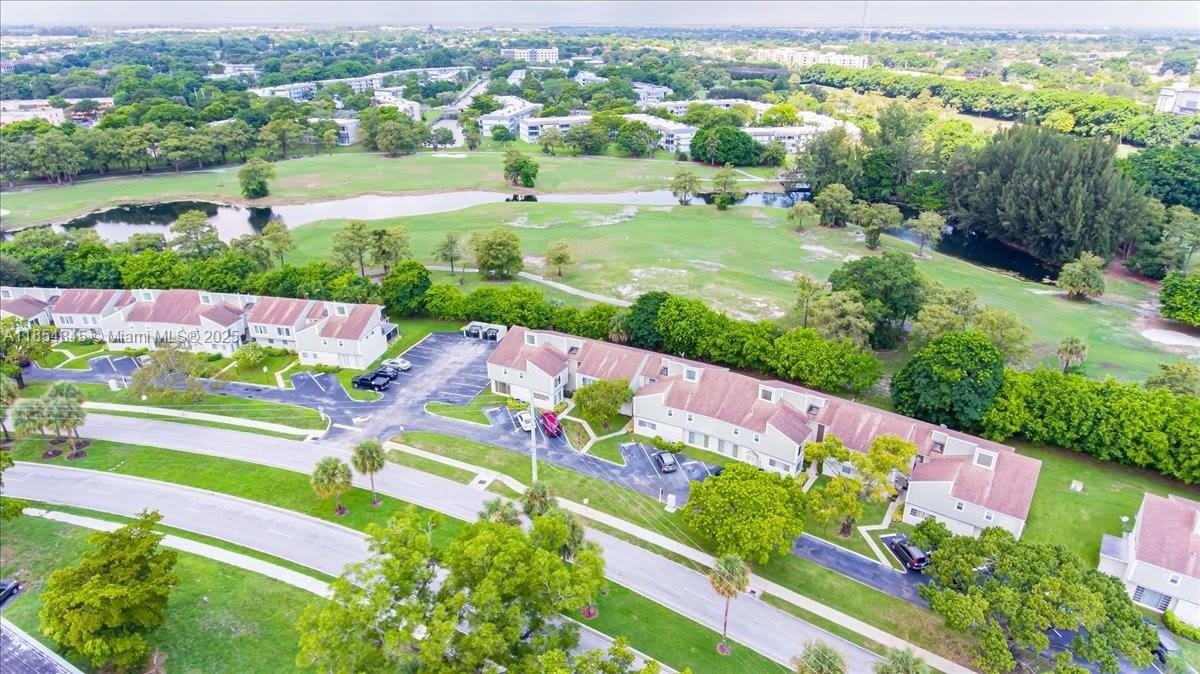 8105 Lagos De Campo Blvd