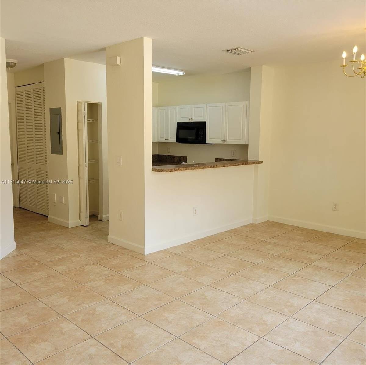 1480 NE 33rd Ave