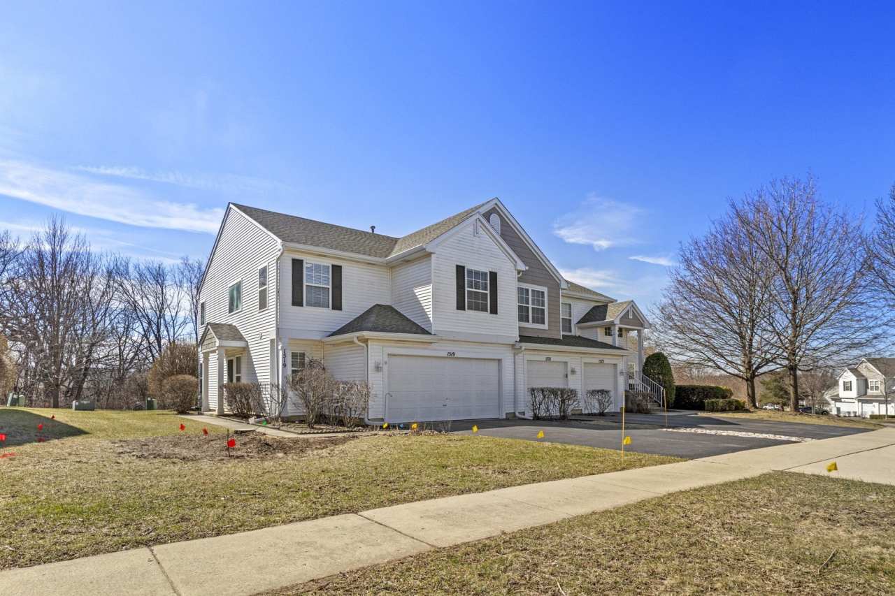 1519 Meadowsedge Lane