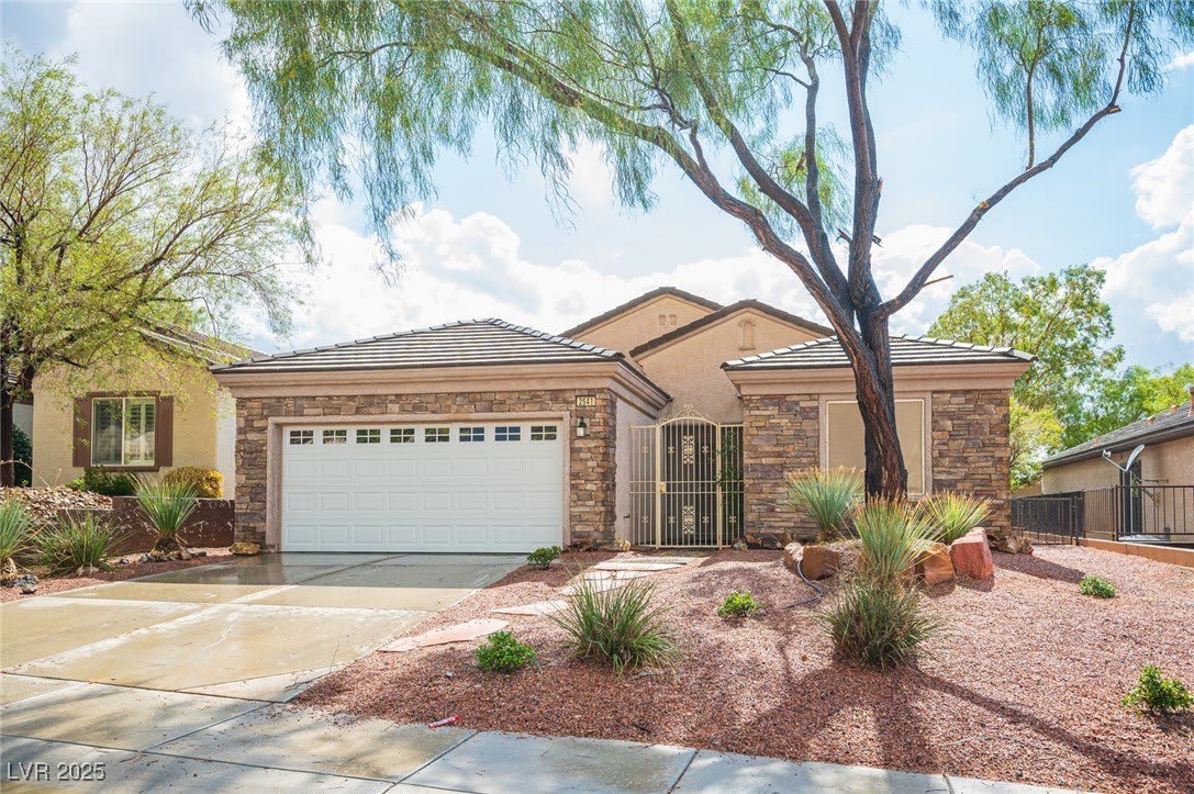 2541 COSMIC DUST Street