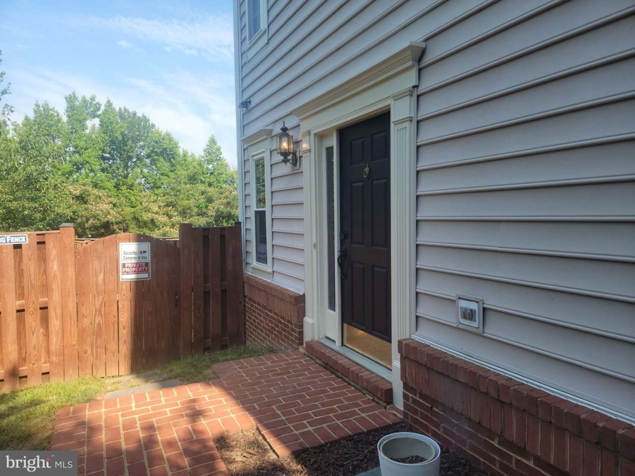 9620 POTTERS HILL - BASEMENT ONLY Circle