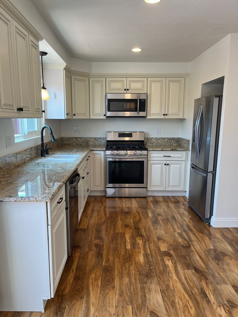 Welcome to the Rossmoor Town Houses, Rossmoor, Seal Beach/Los Alamitos!