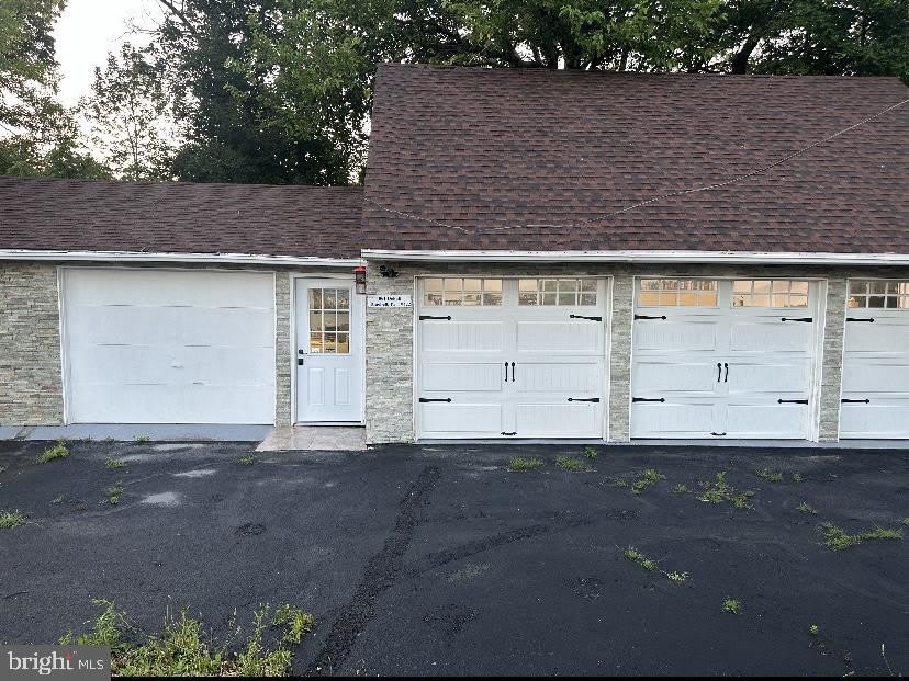 861 Dekalb Pike DEKALB Pike