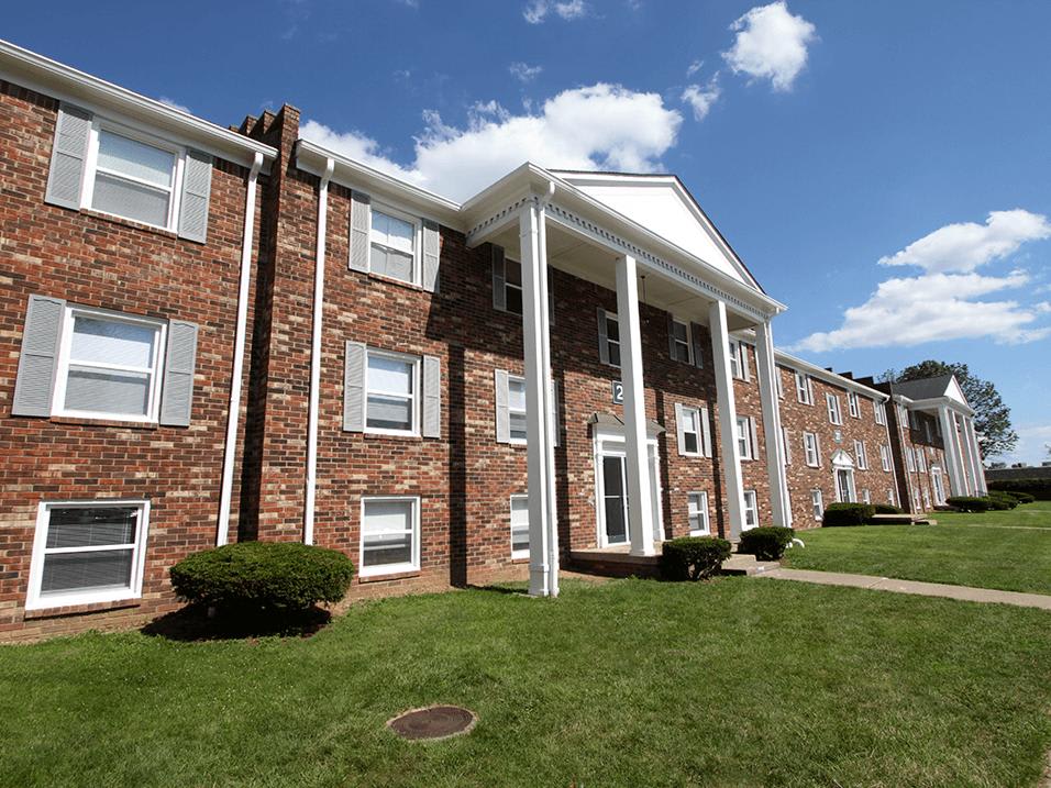 Williamsburg Apartments