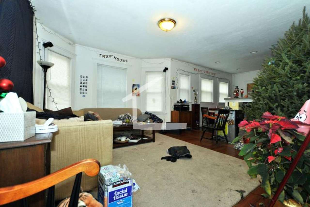 4 bed near green line Allston