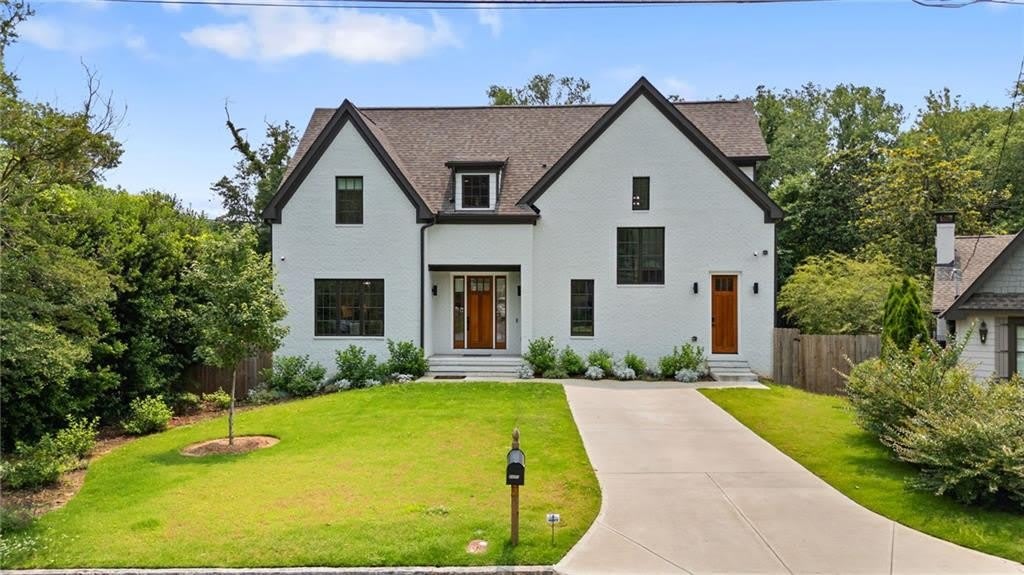 2071 Fairhaven Circle NE