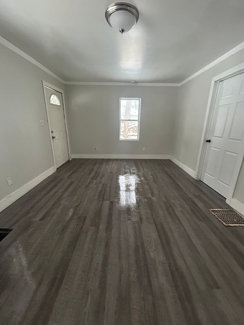 1 bedroom 1 bath House