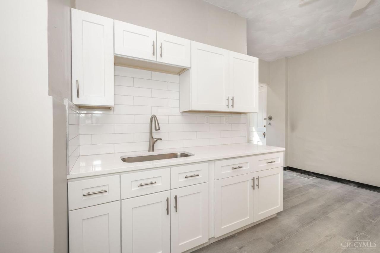 475 Riddle Road unit: 2B